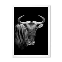 DesignArt 'Crno -bijeli portret Wildebeesta' Farmhouse uokviren umjetnički tisak