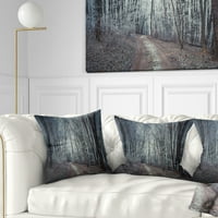 Jedinstvena gusta siva jesenska šumska staza - pejzažni jastuk za bacanje fotografija - 12x20