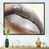 DesignArt 'Izbliza ženskih usana sa blistavim srebrnim' moderno uokvirenim platnenim zidnim umjetničkim printom