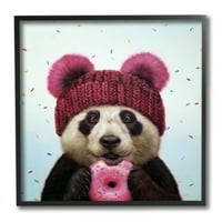 Sretan medvjed Panda s krafnom posutom i uokvirenom slikom s umjetničkim printom