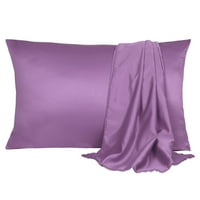 Jedinstveni set svilenkastih satenskih jastuka pokriva ljubičasto standard