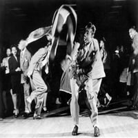 Podrhtavanje, 1939. U plesnoj dvorani Savoj, Njujork. Ispis plakata od